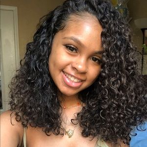 Meet your Posher, Beyonca